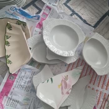 Yurtiçi Kargo Kırılan Diğer Takım Parçaları Nedeniyle de Ek Maddi Zararım Oluştu