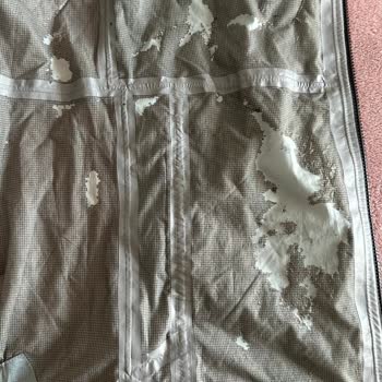 Yüksek Fiyat, Düşük Kalite: Adidas’tan Hayal Kırıklığı