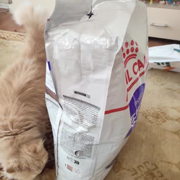 Migros Petimo Teslim Edilen Paket Üzerinde Birden Fazla Yırtık ve Delik Var