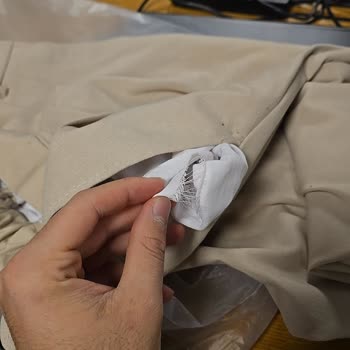 Flaw Wear'dan Aldığım Pantolonun Cebi Kısa Sürede Yırtıldı, Mağaza İade Veya Değişim Talebimi Reddetti