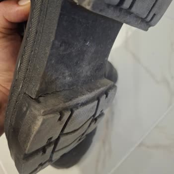 U.S. Polo Assn. Botlarda Kalite Sorunu: Beklentileri Karşılamayan Malzeme Seçimi