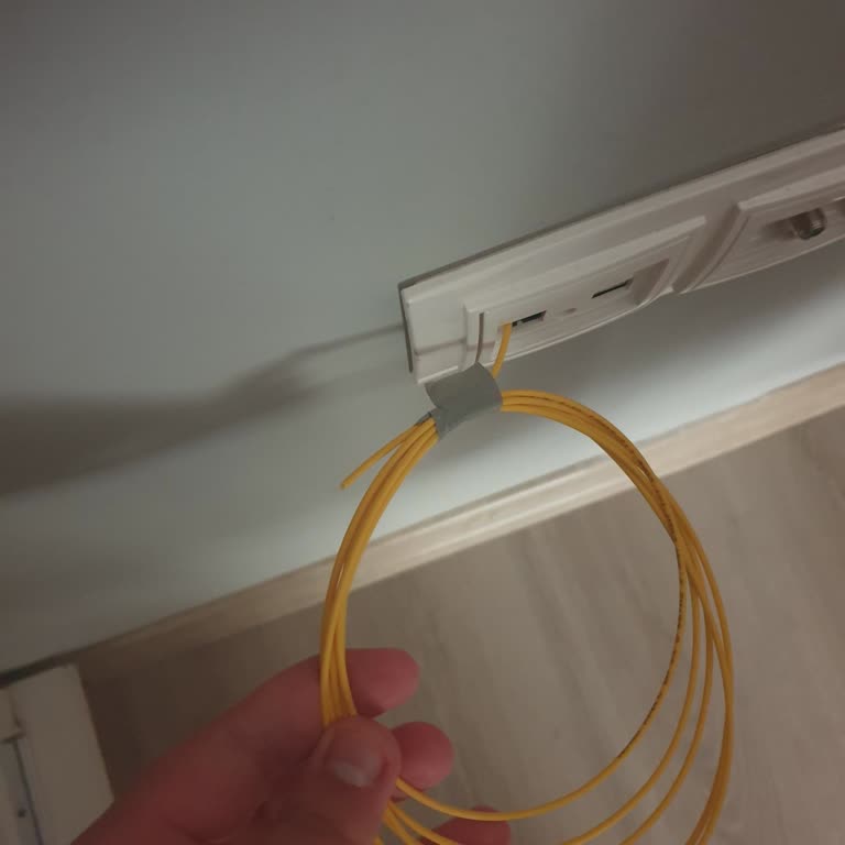 Sokakta Altyapı Varken Binama Superonline İnternet Getirilmiyor Mağduriyetim Sürüyor