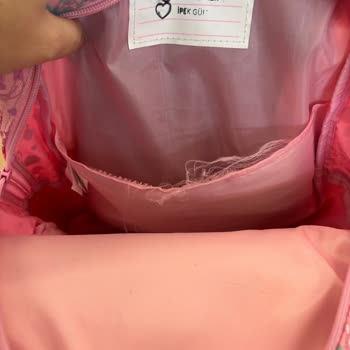 Kısa Sürede Deforme Olan Çocuk Çantası Ve Yetersiz Müşteri Hizmeti