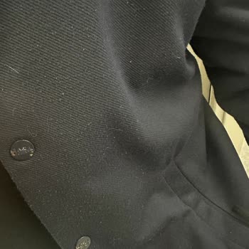 Aldığım Ceketlerde Kısa Sürede Yaşanan Kalite Problemleri Ve İlgisiz Müşteri Hizmetleri