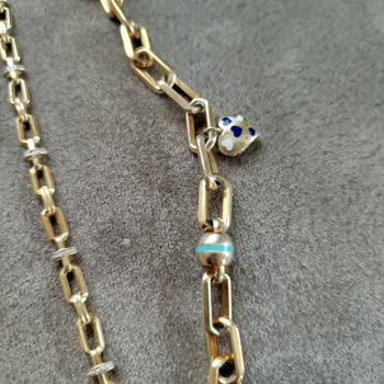 Garage Nişantaşı'ndan Aldığım Bileklikler Kısa Sürede Renk Attı, İlgisiz Müşteri Hizmeti Ve Çözüm Sunulmadı