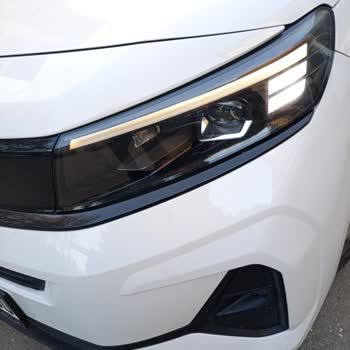 Opel Combo Cargo'nun Sol Far LED Arızası Ve Uzayan Servis Süreci Nedeniyle Yaşanan Mağduriyet