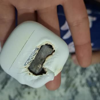 Şarjda Alev Alan Kulaklık Evde Büyük Tehlike Yarattı