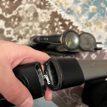 Philips Dikey Süpürge Kısa Sürede Peş Peşe Arızalandı, Garanti Desteği Sağlanmadı