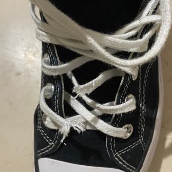 Kısa Sürede Yıpranan Ayakkabı Nedeniyle Değişim Veya İade Talebi