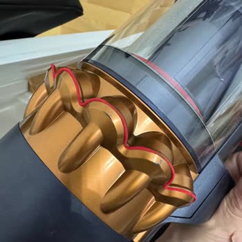 Sıfır Dyson Süpürgem Servisten Hasarlı Ve Arızalı Şekilde Geri Döndü