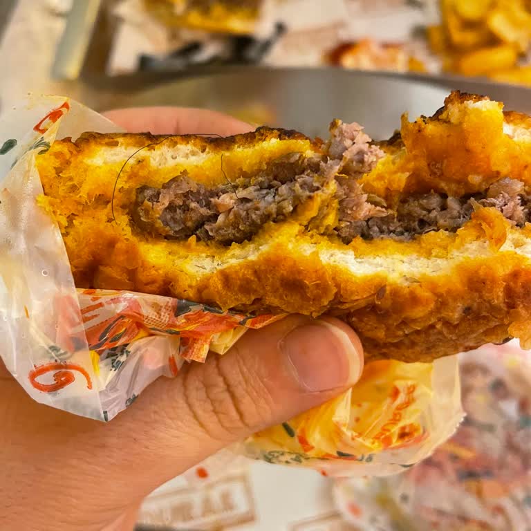 Durak Yeni Nesil Büfe Hamburgerden Kıl Çıktı!