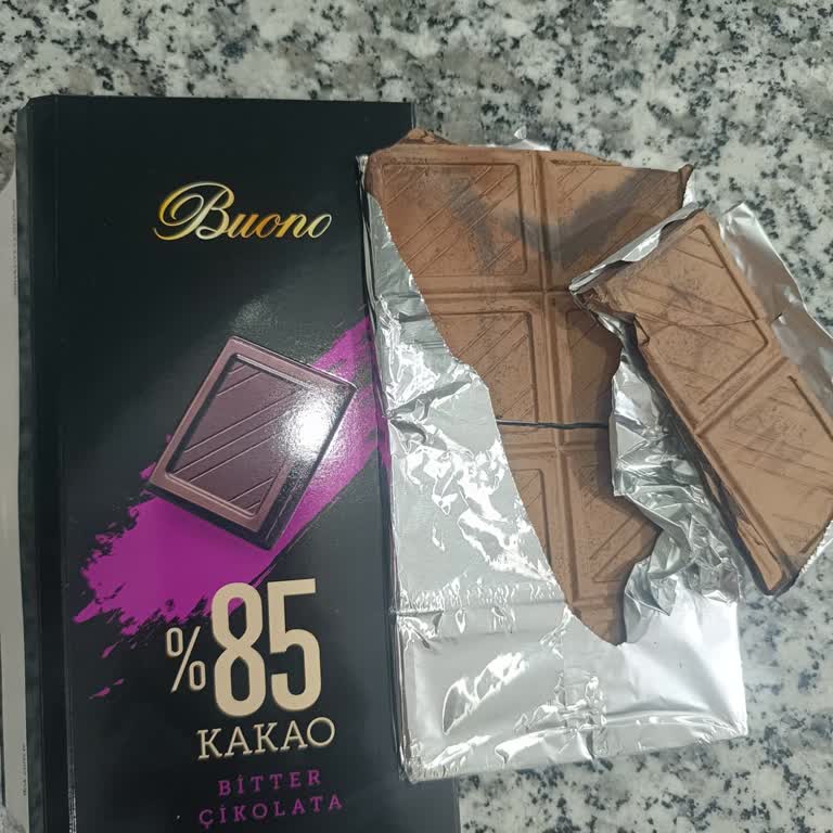 Taze Tarihli Çikolatada Bozuk Koku Ve Görüntü Endişesi Yaşadım