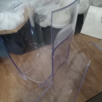 Hasarlı Ürün Teslimatı Ve Mağduriyetin Giderilmesini Talep Ediyorum