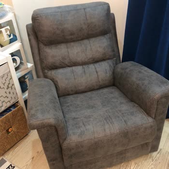 Ayıplı TV Koltuğu İçin Ücret İadesi Talebim Aylardır Karşılanmadı