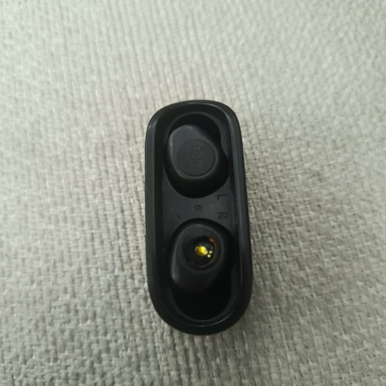 Kısa Sürede Kırılan JBL Wave 100 TWS Kulaklık Kapağı Hayal Kırıklığı Yarattı