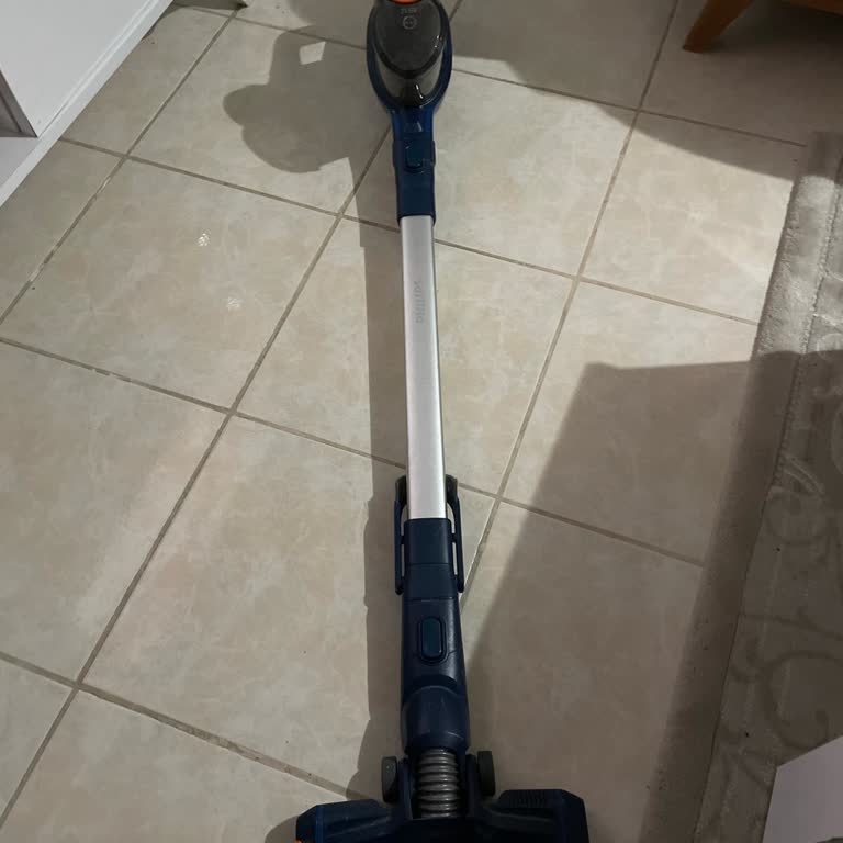 Philips Power Cyclone 7 Süpürge: Tozu Toplamak Yerine Geri Saçıyor, Hayal Kırıklığı!