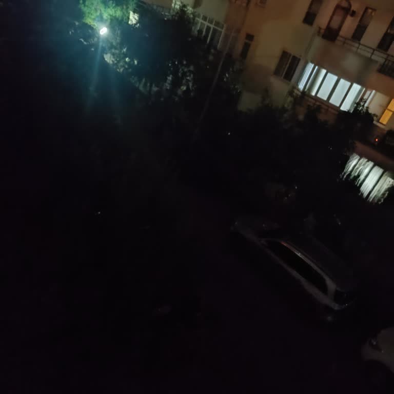 Alanya Oba Mahallesi'nde Uzun Süredir Yanmayan Sokak Lambası Güvenlik Endişesi Yaratıyor