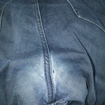 Altı Ayda Yırtılan Pantolonlar Yüzünden Mavi Mağazasına Güvenim Kalmadı