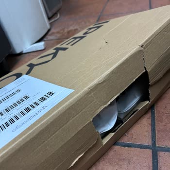 İpekyol'dan Teslim Aldığım Çantaların Kargo Kutusu Açılmıştı: Güven Sorunu Ve Yetersiz İletişim