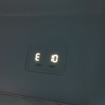 Regal Buzdolabında Bitmeyen Arızalar Ve Belirsiz Servis Süreci Mağduriyetim