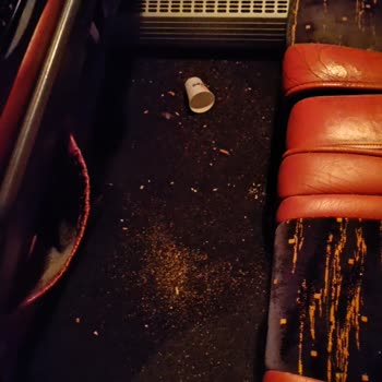 Metro Turizm Otobüslerinde Temizlik Sorunu Ve İlgisiz Personel