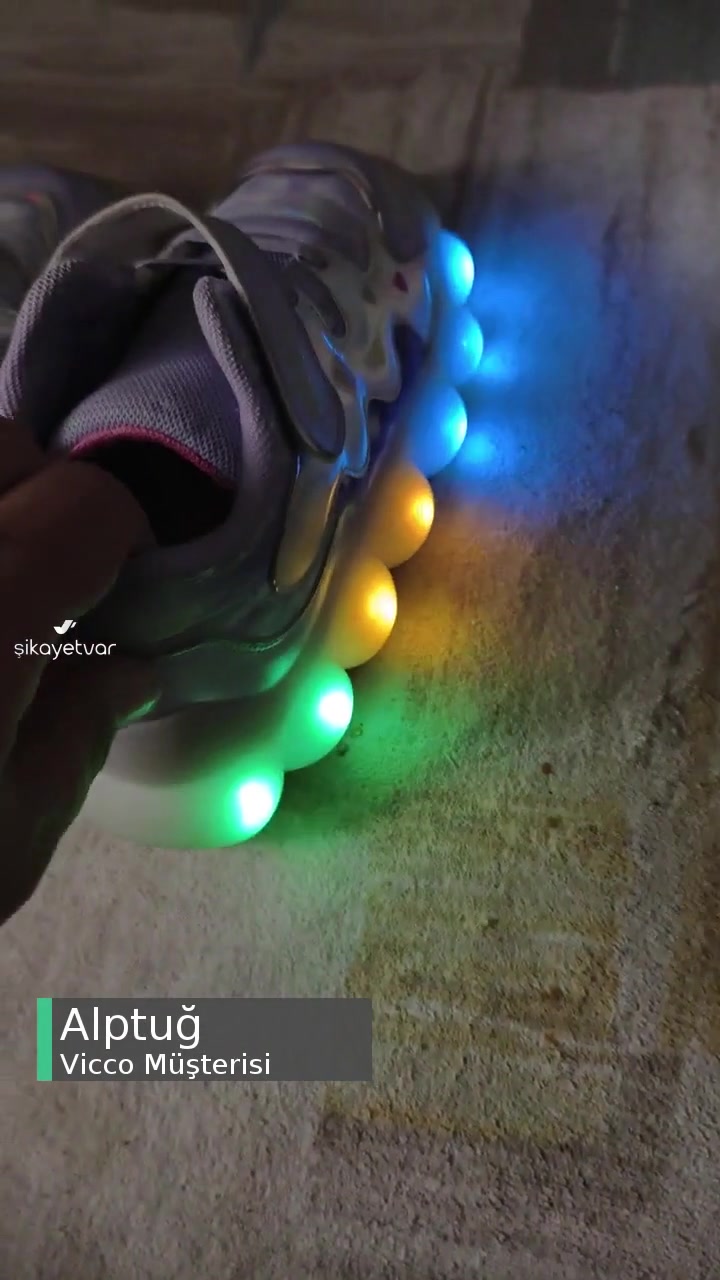 Vicco Ayakkabı Işığı Sönmüyor videonun kapak resmi
