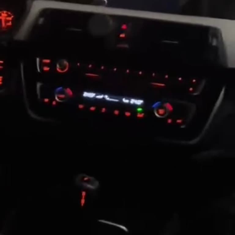 BMW 318i Ambiyans Aydınlatma Sorunu Gece Konforunu Azaltıyor