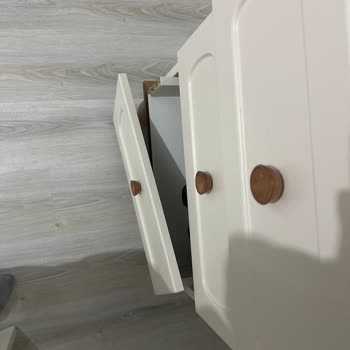 Renk Farklılığı, Kalitesiz Malzeme Ve İlgisiz Hizmet: Karabacak Mobilya'da Yaşadığımız Sorunlar!