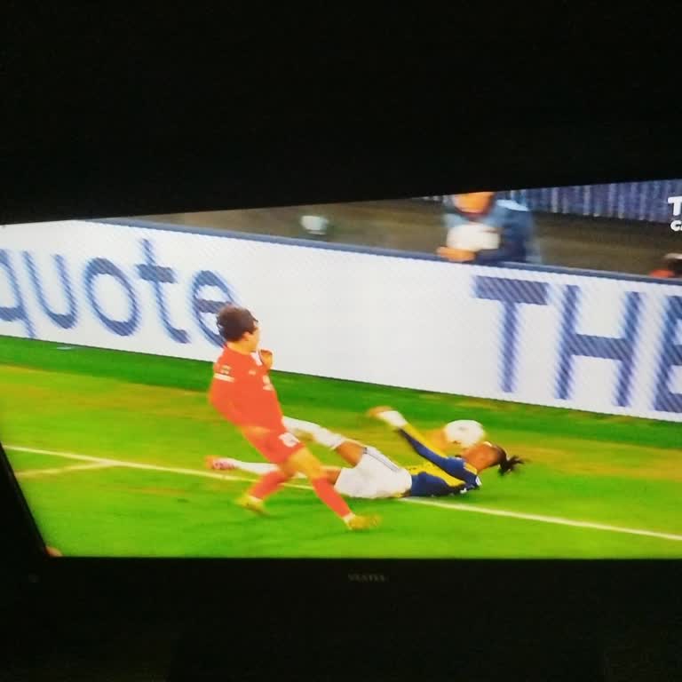 TRT 1 Yayınlarında Sürekli Ses Problemi İzleme Keyfini Mahvediyor