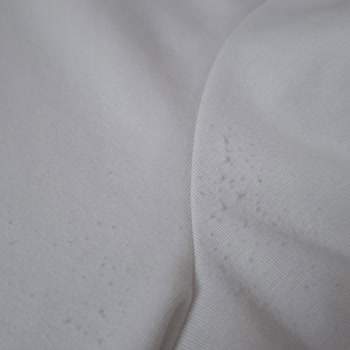 Lumberjack Yüksek Fiyata Alınan Sweatshirt 3 Giyimde Tüylenip Kullanılamaz Hale Geldi