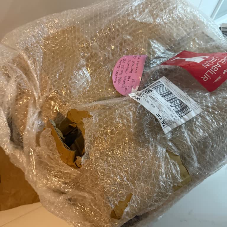 Koku Yerine Su, Yüksek Kargo Ücreti Ve Eksik-hatalı Hediyeliklerle Büyük Hayal Kırıklığı