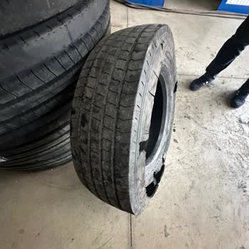 Prometeon Tyre Group Düz Yolda Seyir Halindeyken Lastik Aniden Gümledi Ve Patladı