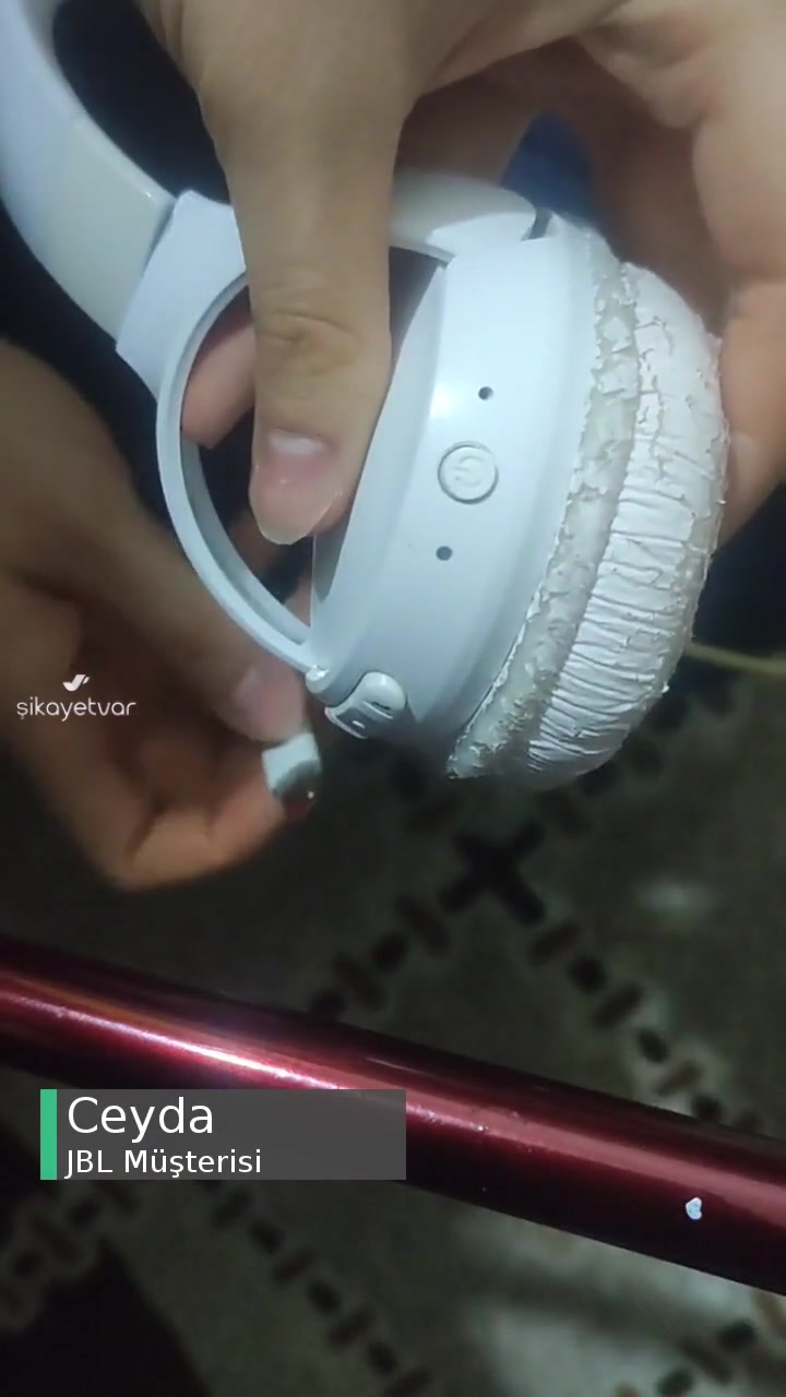 JBL 510 BT Açılmıyor Şarj Mı Olmuyor Anlamadım! videonun kapak resmi