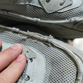 FLO’dan Alınan Ayakkabıların Kısa Sürede Deforme Olması Ve Garanti Sürecinde Mağduriyet