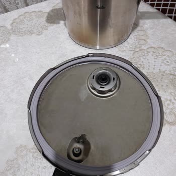 Yeni Alınan Düdüklü Tencerede Güvenlik Sorunu Ve Çözüm Beklentisi