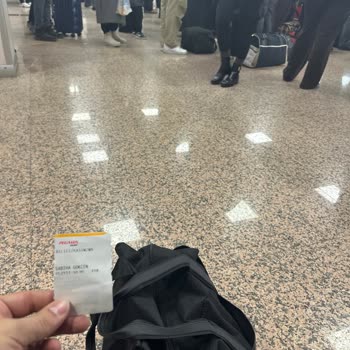 Uçuş Gecikmesi Ve Personel Davranışı Nedeniyle Yaşanan Mağduriyet