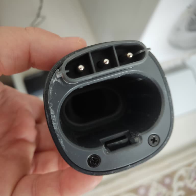 Kısa Sürede Arızalanan Electrolux Süpürge Parçaları Ve Yetersiz Destek