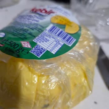 Kebir İki Paketin De Hem Dış Kısmında Hem De Açıldığında İç Kısmında Küfler Olması