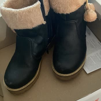 Dokuz Günde Bozulan Çocuk Botuna Değişim Ya Da İade Talebim Reddedildi