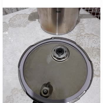 Fissler Yüksek Fiyatlı Düdüklü Tencere Hem Paslandı Hem Güvensiz, Çözüm Bekliyorum