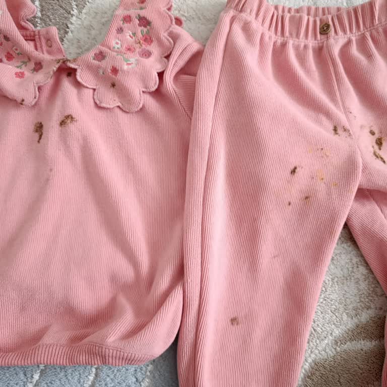 Çamaşır Makinesi Çamaşırları Yağ Lekeli Çıkarıyor Çözüm Bekliyorum