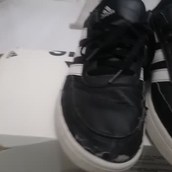 Adidas Ayakkabının Tekinde Deri Soyulması Ve Kullanıcı Hatası Yanıtı