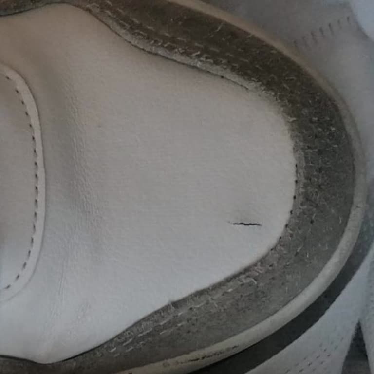 Kısa Sürede Çatlayan Ayakkabı İçin Değişim Talebi