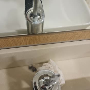 Artema Bataryada Sürekli Su Kaçağı Ve Kalıcı Çözüm Talebi