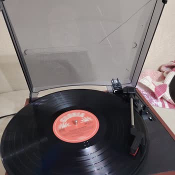 Hasarlı Ürün İadesinde Satıcı Teslim Almadı, Paramı Geri Alamıyorum