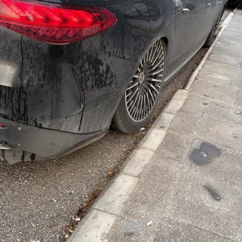 Mercedes EQS 580'de Güvenlik Endişesi: Salıncak Arızası Ve Sorumluluk Reddi