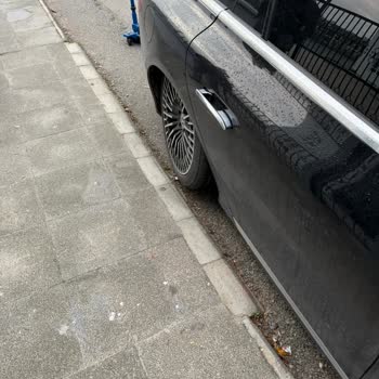 Mercedes EQS 580'de Güvenlik Endişesi: Salıncak Arızası Ve Sorumluluk Reddi