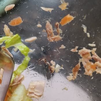 Konserve Ton Balığında Şok Edici Yabancı Madde!