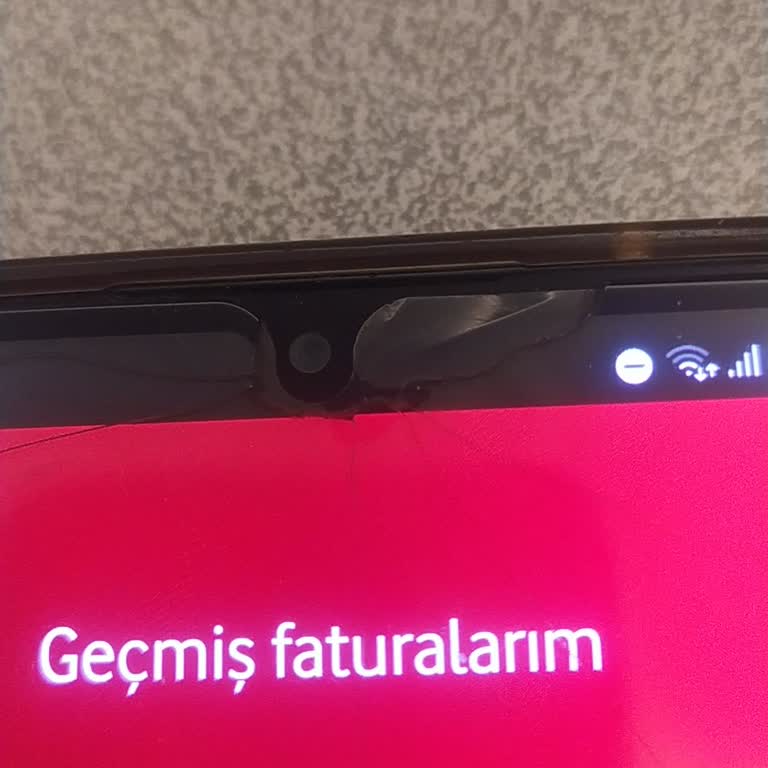 Yavaş Ve Kopan İnternet, Yetersiz Destek: Mağduriyetimin Giderilmesini İstiyorum