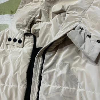 Aker Montta Renk Bozulması Ve İlgisiz Mağaza Yaklaşımı